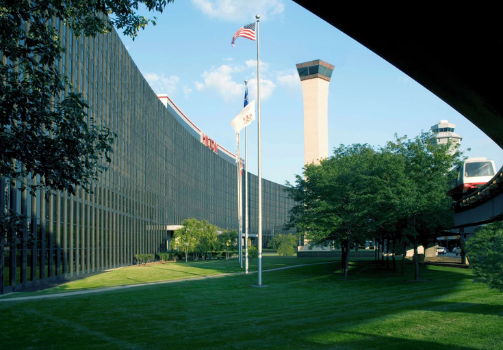Exterior & Views 21