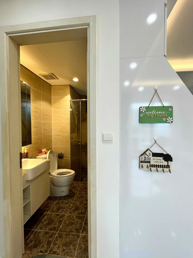 Bathroom 26