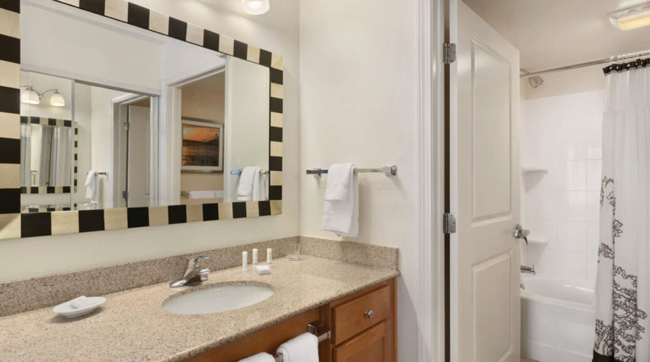 Bathroom 4, Residence Inn by Marriott Newport/Middletown, Newport