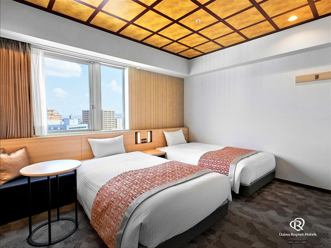 Bedroom 18