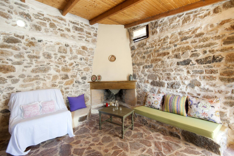 Bedroom 5, Orgon Farm Village Houses, Crete
