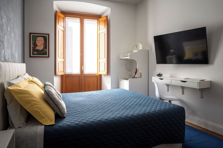 Bedroom 3, Marcus Suite, Cagliari
