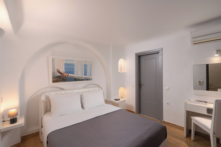 Bedroom 3, Santorini Princess Presidential Suites, South Aegean