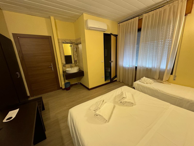 Bedroom 2, Hotel Guidi, Venezia