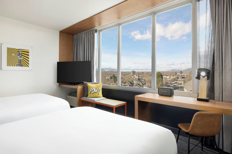 Bedroom 4, Aloft by Marriott Asheville Downtown, Buncombe