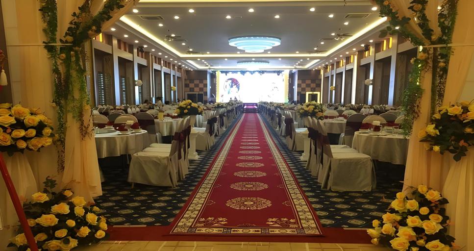 Business Facilities, Khách sạn Summer 2, Cửa Lò