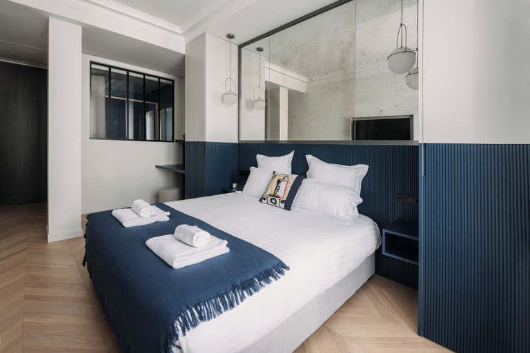 Bedroom 4, HIGHSTAY - Luxury Serviced Apartments - North Marais 1, Paris