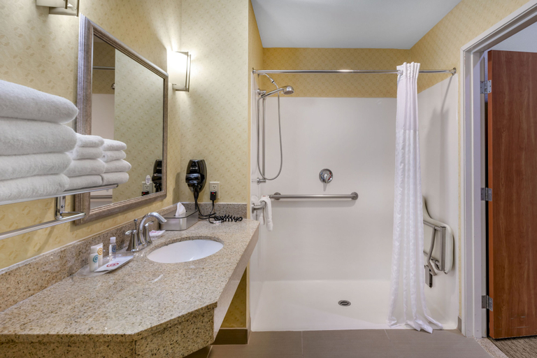 Bathroom 5, Comfort Suites Eugene University, Lane