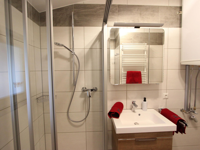 Bathroom 5, Apartment in Kirchdorf Near Ski Slopes, Kitzbühel