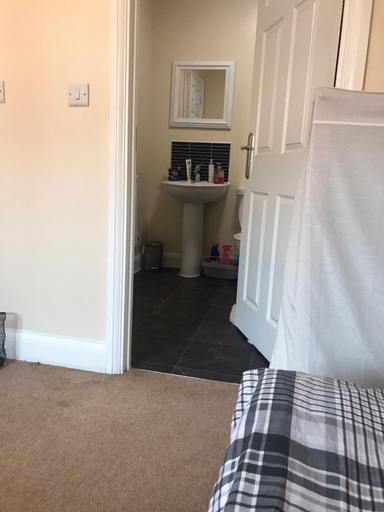 Others 4, Private Room In Birmingham, Birmingham