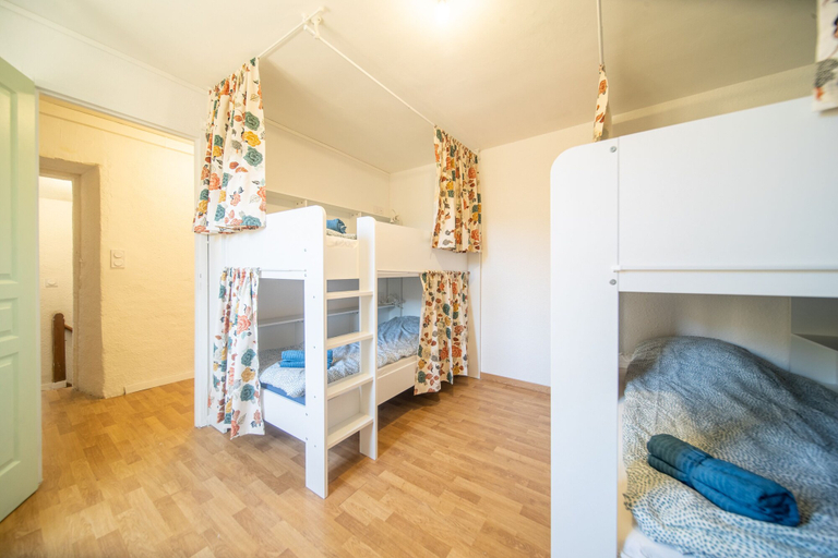 Bedroom 3, Les Copains à Bord - Gîte D'étape, Lozère