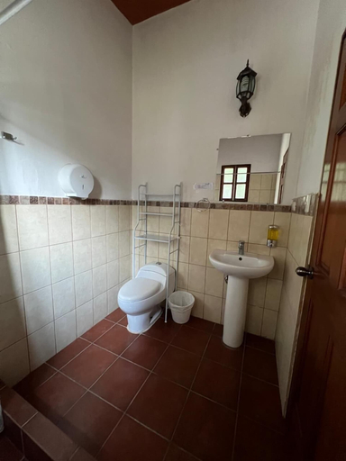 Bathroom 4, NEIZAN ANEXO, Antigua Guatemala