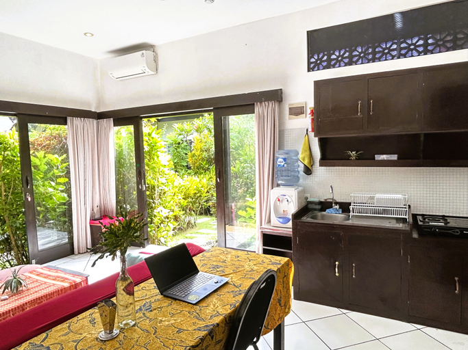 Dining Room 3