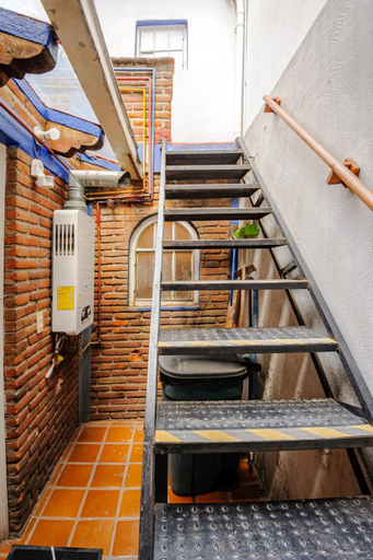 Others 2, Casa Aimee, Mexico City