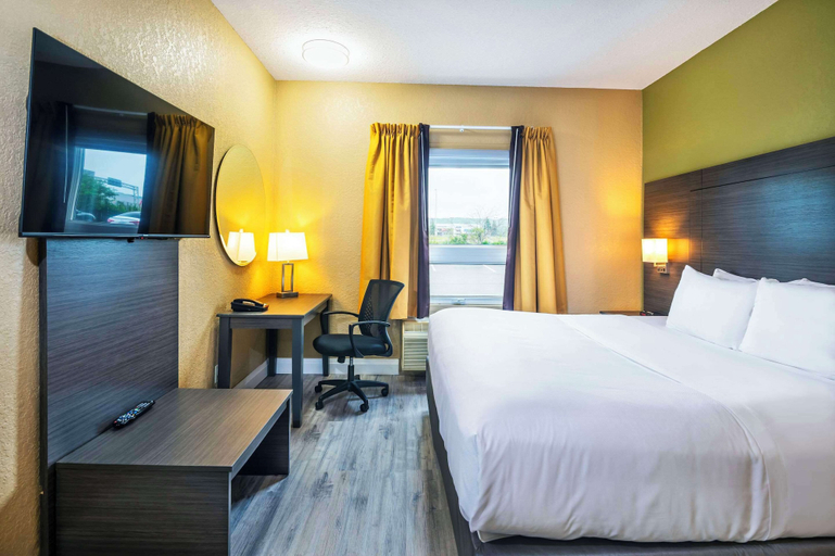 Bedroom 3, Quality Inn & Suites Grimsby, Niagara