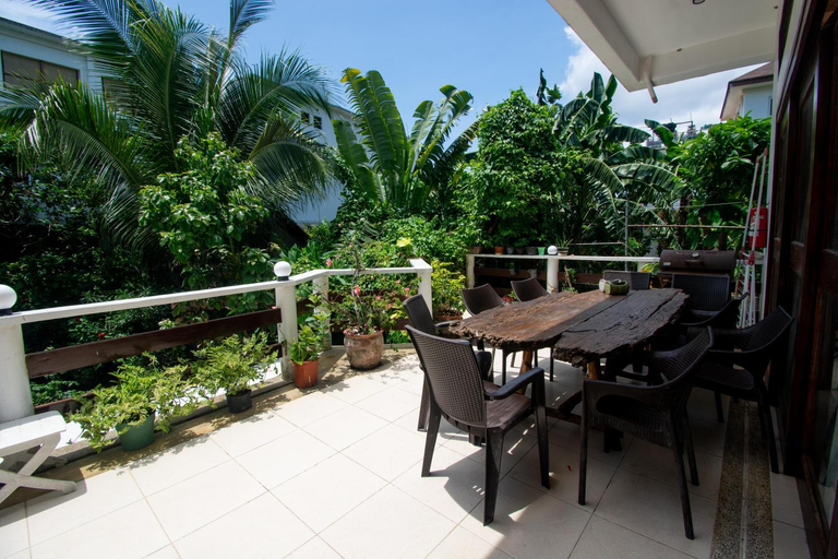 Others 5, Babosam Apartments, Malay