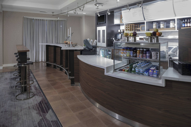 Food & Drinks 4, Courtyard by Marriott Indianapolis Northwest, Indianapolis