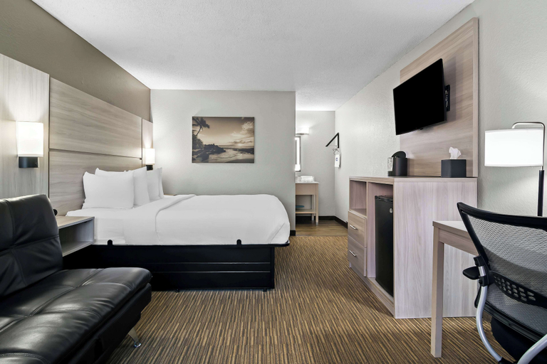 Bedroom 3, Best Western The Oasis at Joplin, Newton