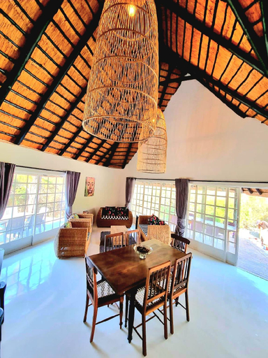 Others 3, Luxury Guesthouse Co HiddenHouse, Ehlanzeni
