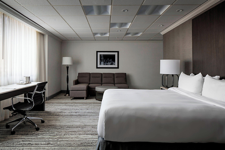 Bedroom 4, Marriott DFW Airport South, Fort Worth
