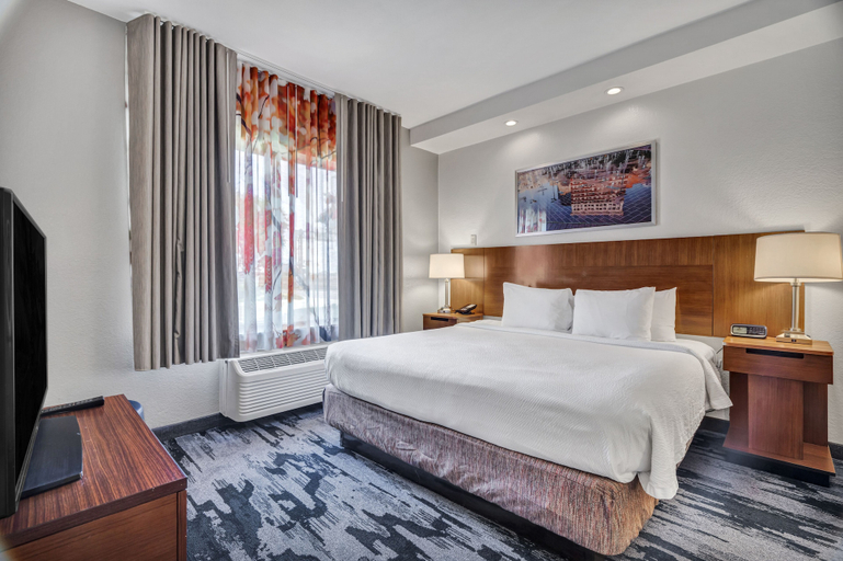 Bedroom 2, Fairfield Inn & Suites Fort Worth/Fossil Creek, Fort Worth