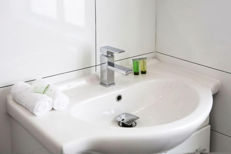 Bathroom 20