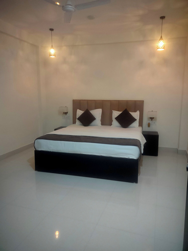 Bedroom 1, Rudraksh Paradise, Varanasi