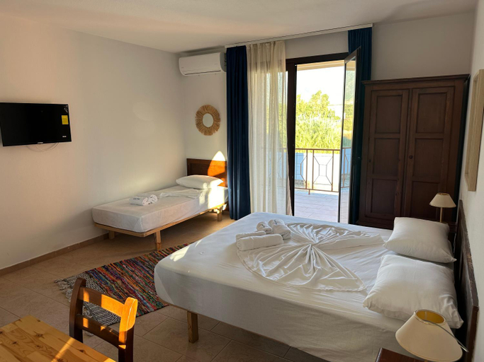 3, DM Studio's Apartments, Vlorës
