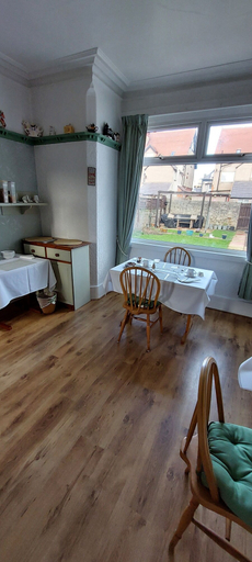 Others 5, Glenavon Guesthouse, Conwy