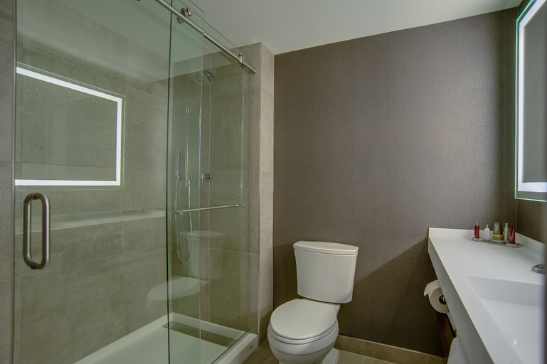 Bathroom 4, Richmond Marriott Short Pump, Henrico