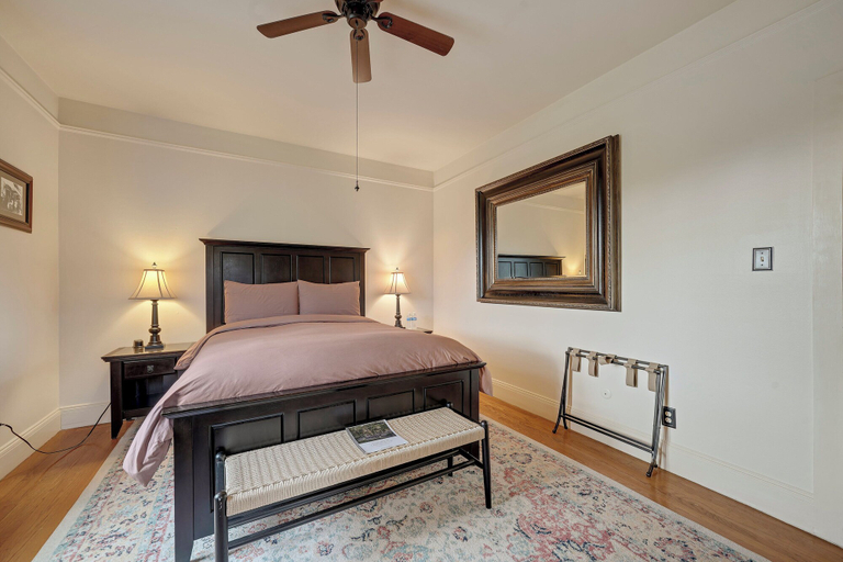 Bedroom 2, Chateau De Vie, Napa