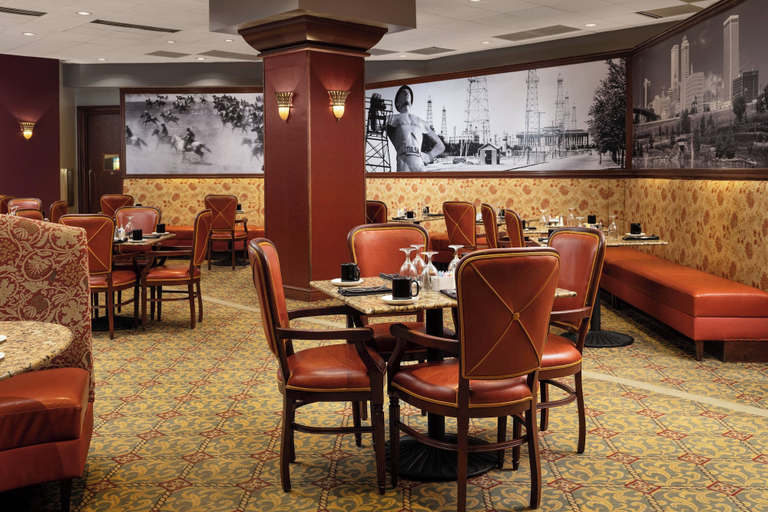 Food & Drinks 5, Renaissance Tulsa Hotel & Convention Center, Tulsa