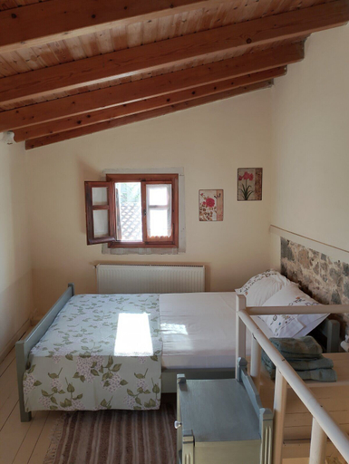Bedroom 3, Orgon Farm Village Houses, Crete