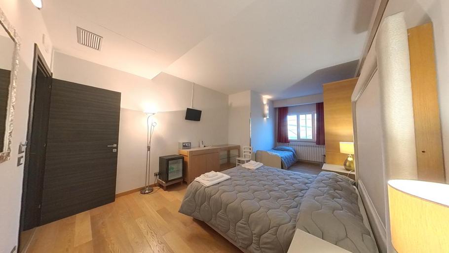 Bedroom, San Cataldo Hotel, Taranto