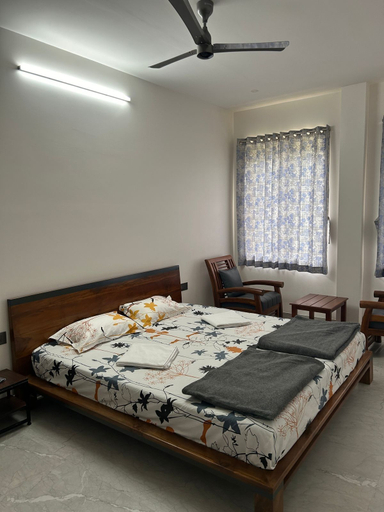 Bedroom 2, Iniyan Nestle, Salem