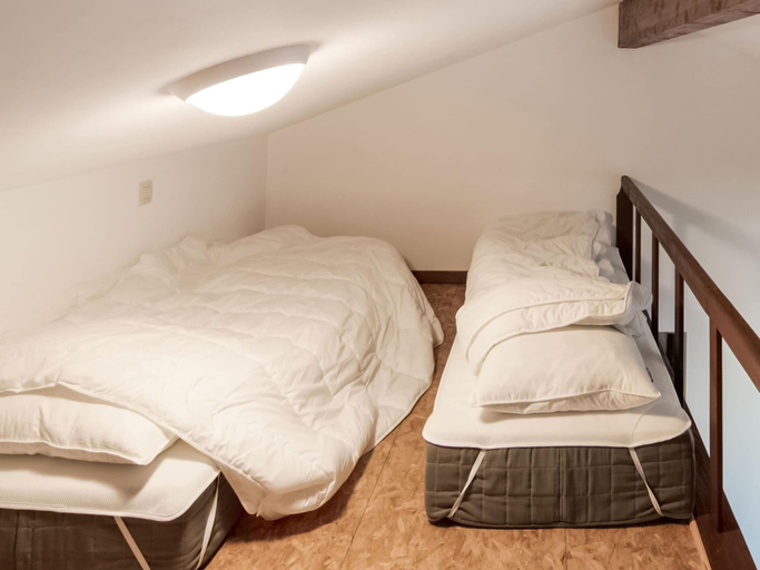 Bedroom 2, Holiday Home in Grand Helleux, Liège
