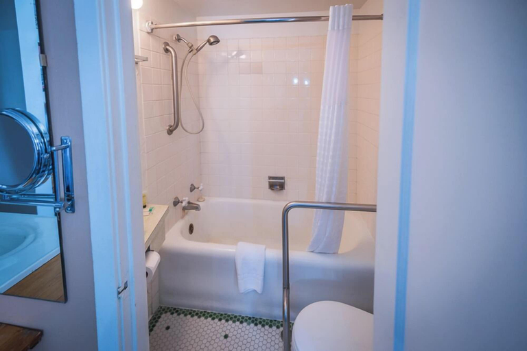 Bathroom 3, Hotel Nevada, White Pine