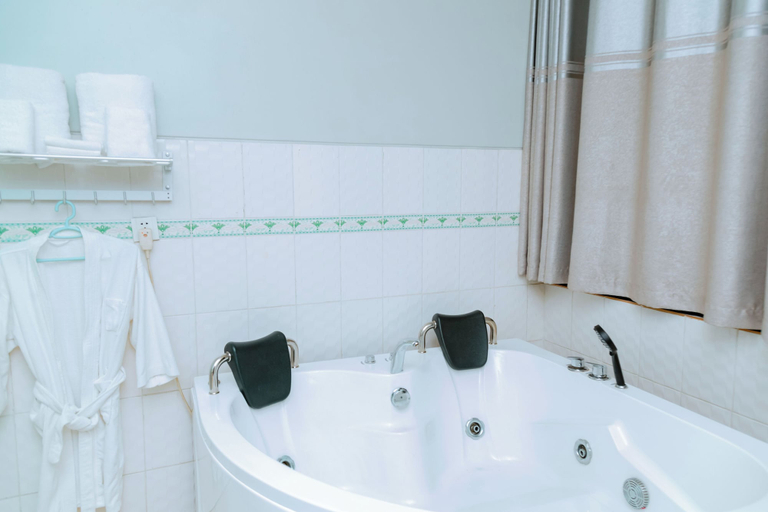Bathroom 4, Five to Five Hotel, Gasabo