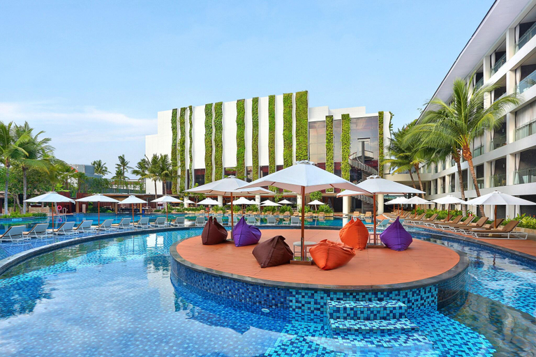 Swimming Pool 25