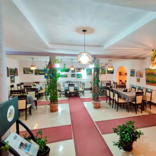Others, Hotel Rudi, Peć