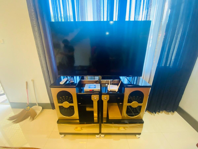 Others 5, B1 - Spacious 3BR House w/ Netflix, WiFi, Parking, Cagayan de Oro City