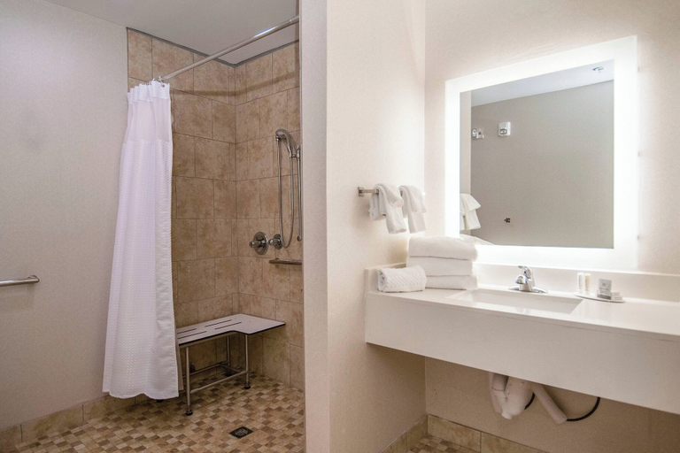 Bathroom 5