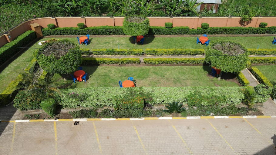 Others 4, Horizon gardens, Busiiro