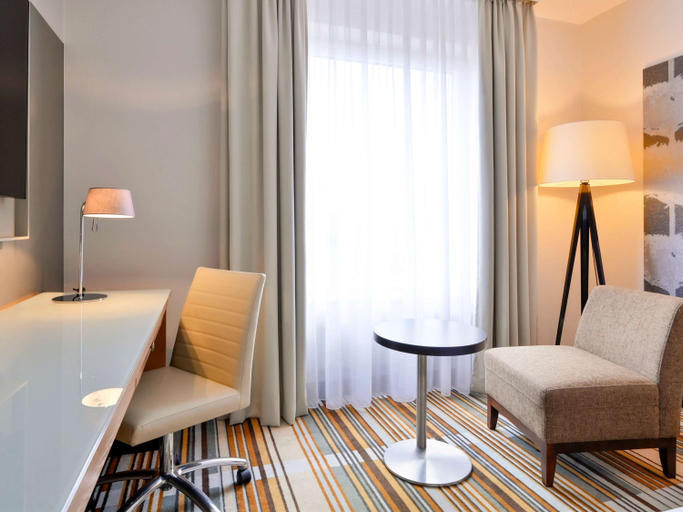 Mercure Hotel Hannover Oldenburger Allee - Tap to explore photos
