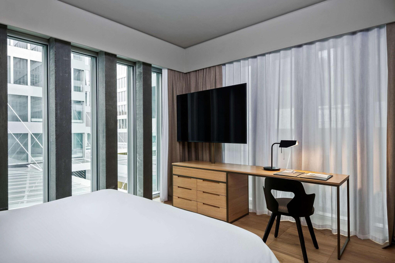 Bedroom 24