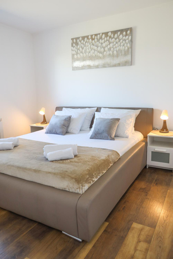 Others 5, Airport Stay Apartments, Surčin