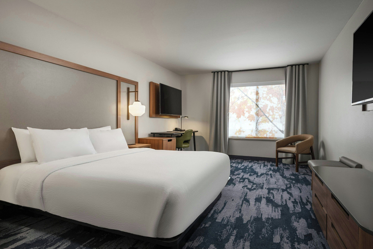 Bedroom 2, Fairfield by Marriott Inn & Suites Helena North, Lewis and Clark