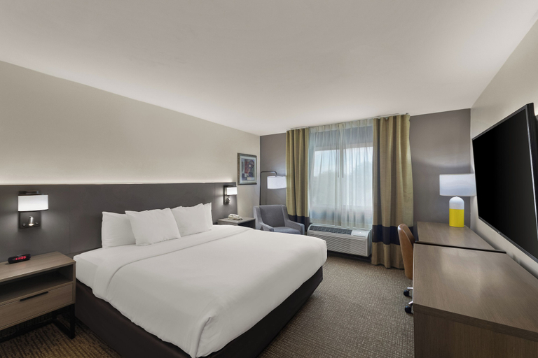 Bedroom 3, Comfort Inn & Suites Austin North Loop, Travis