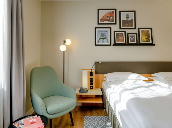 Bedroom 30