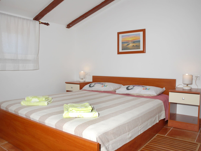 Bedroom 3, Charming Pool Home Near Pula, Ližnjan